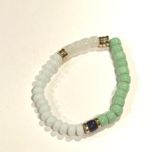 Elegant Green and White Beaded Bracelet